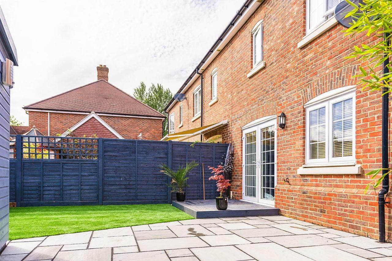 Riverside Stays, Modern House Stays, Shefford, Bedfordshire Exterior photo