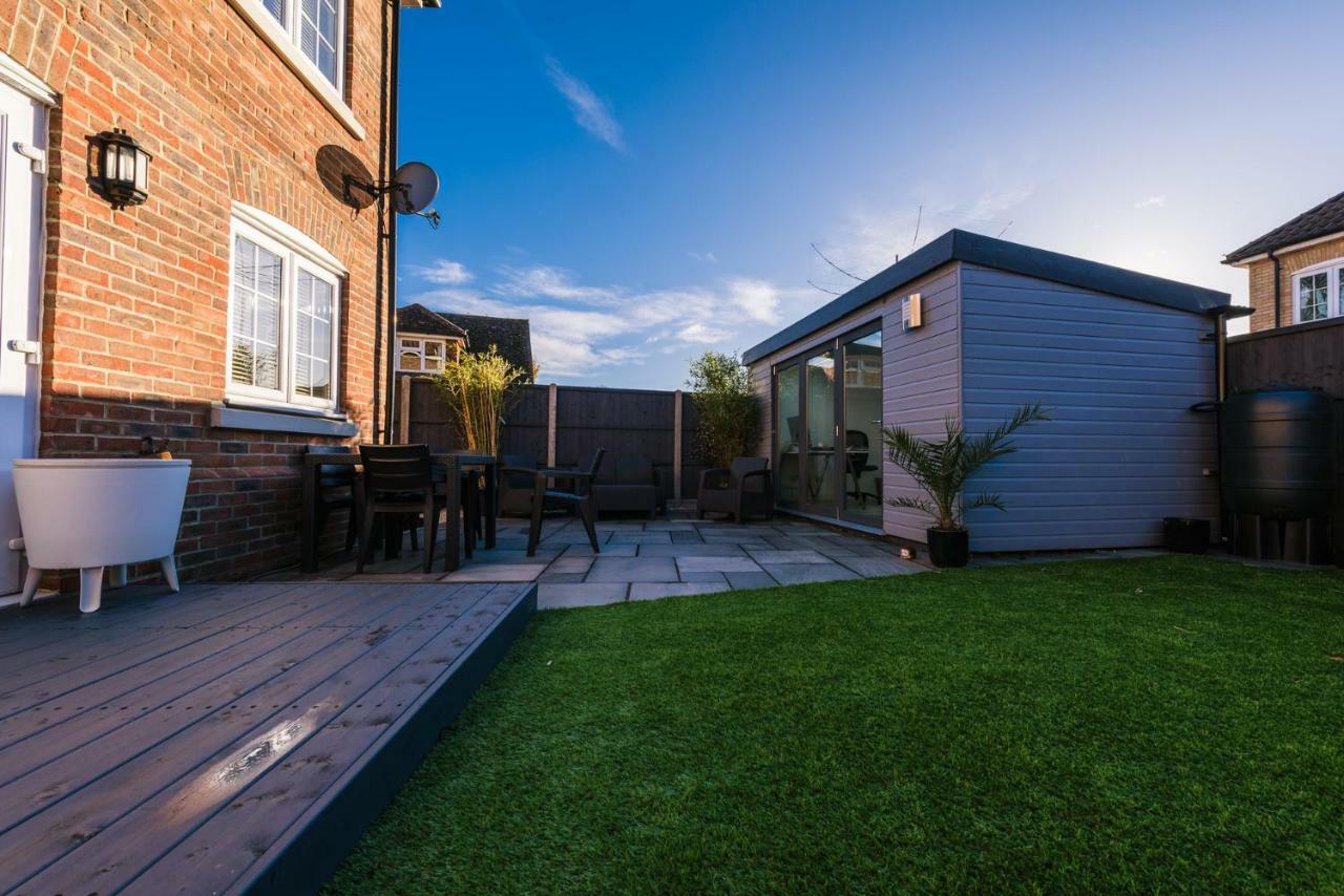 Riverside Stays, Modern House Stays, Shefford, Bedfordshire Exterior photo